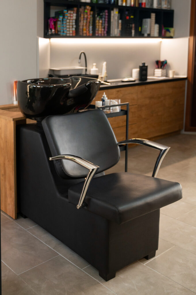 2150668439 sprzęt i akcesoria fryzjerskie